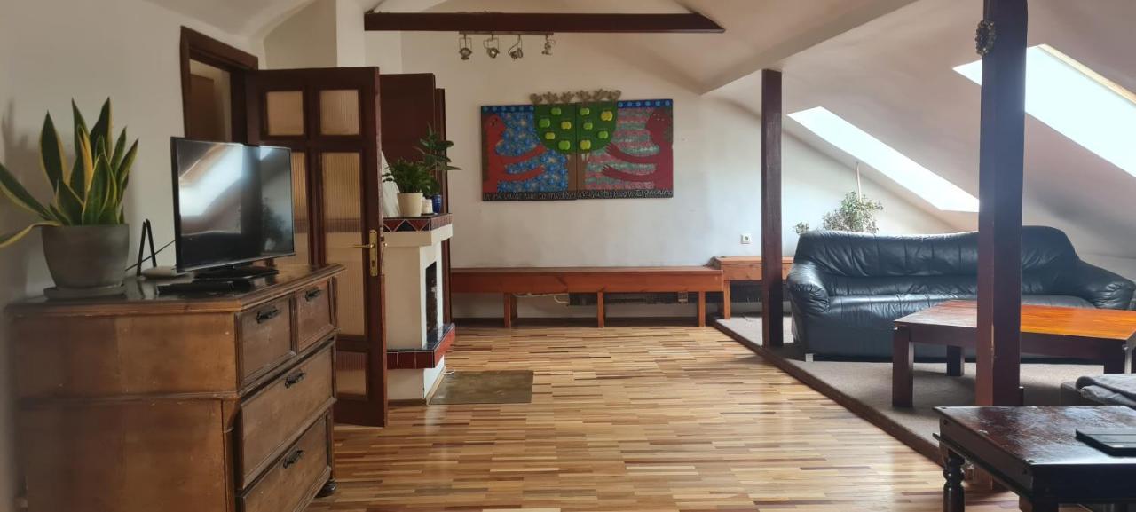 Appartamento Regina House- Sv. Mikalojaus 13 VNO Esterno foto