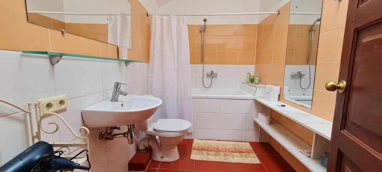 Appartamento Regina House- Sv. Mikalojaus 13 VNO Esterno foto
